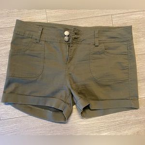 Blue Savvy - Khaki Green - Short Shorts - Size 16